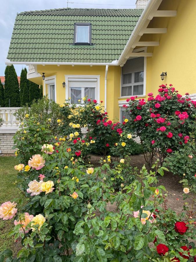Margareta Apartmanhaz Lejlighed Hajdúszoboszló Eksteriør billede